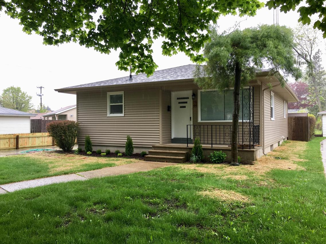 7944 45th Ave, Kenosha, WI 53142