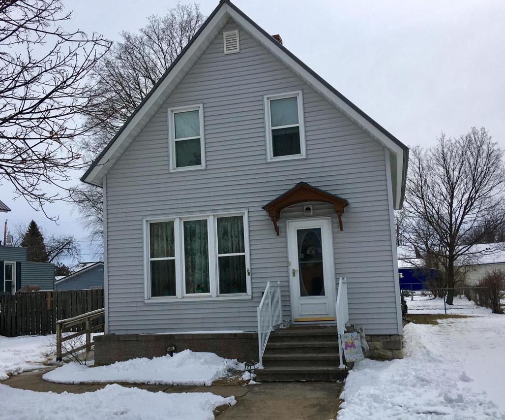 1435 Carney Blvd, Marinette, WI 54143