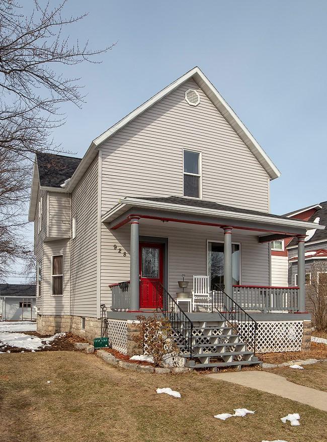 928 Carney Blvd, Marinette, WI 54143