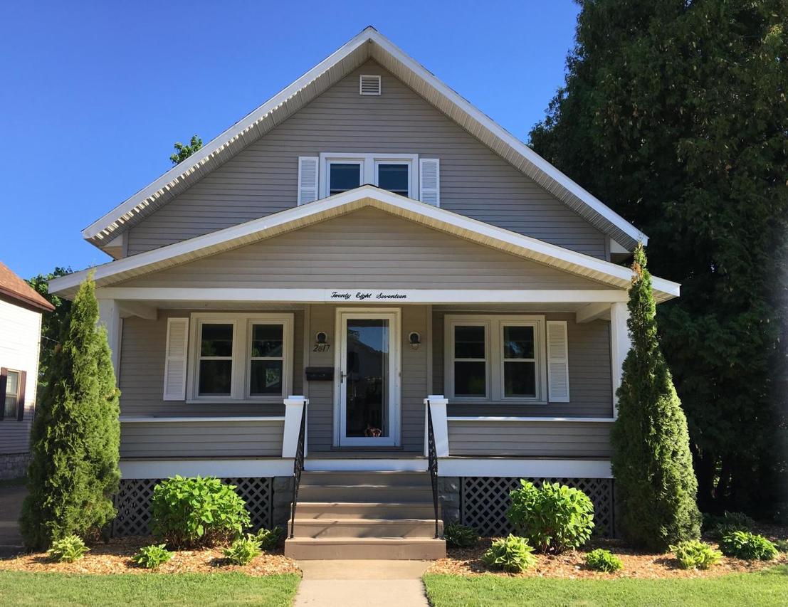 2817 Hall Ave, Marinette, WI 54143