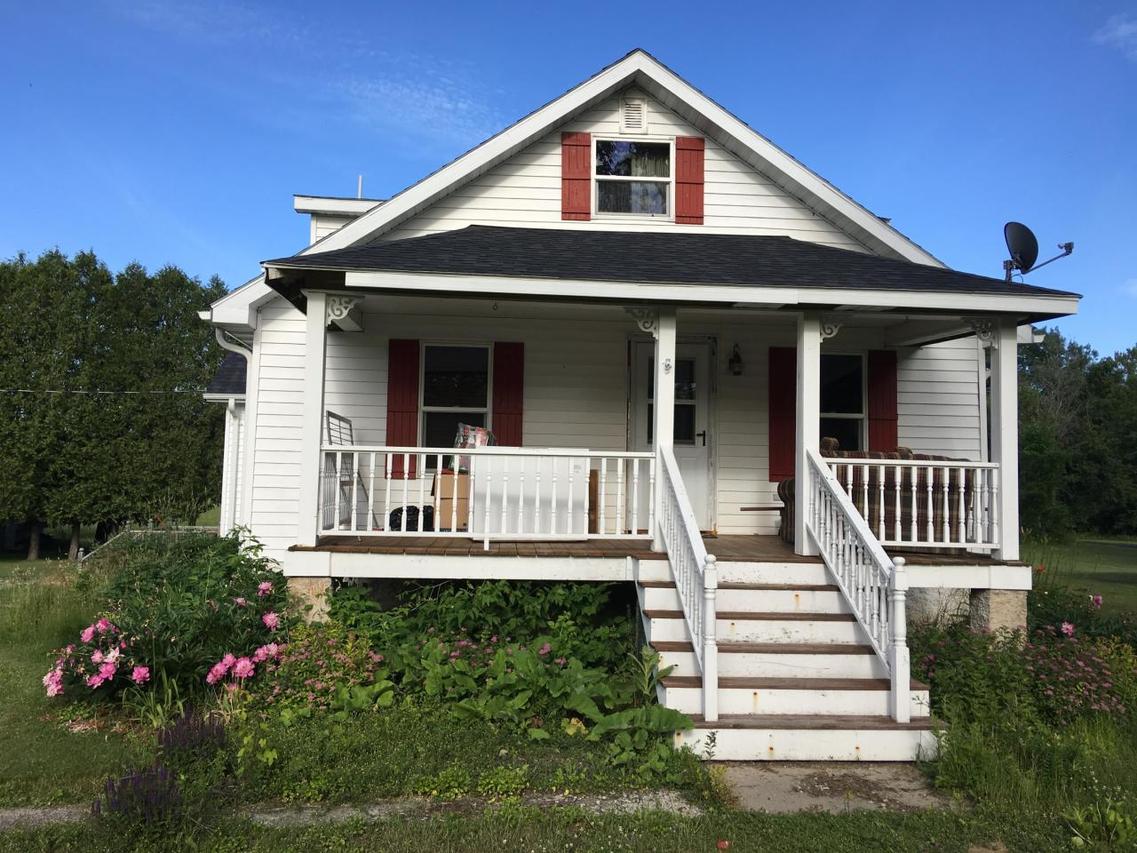 N4710 Schwalla Dr, Porterfield, WI 54143