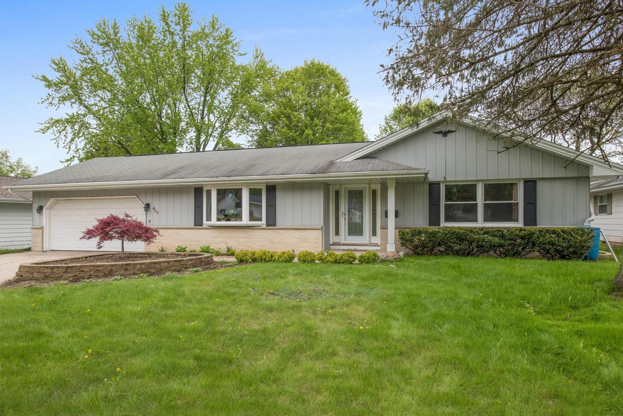 601 N 18th Ave, West Bend, WI 53090