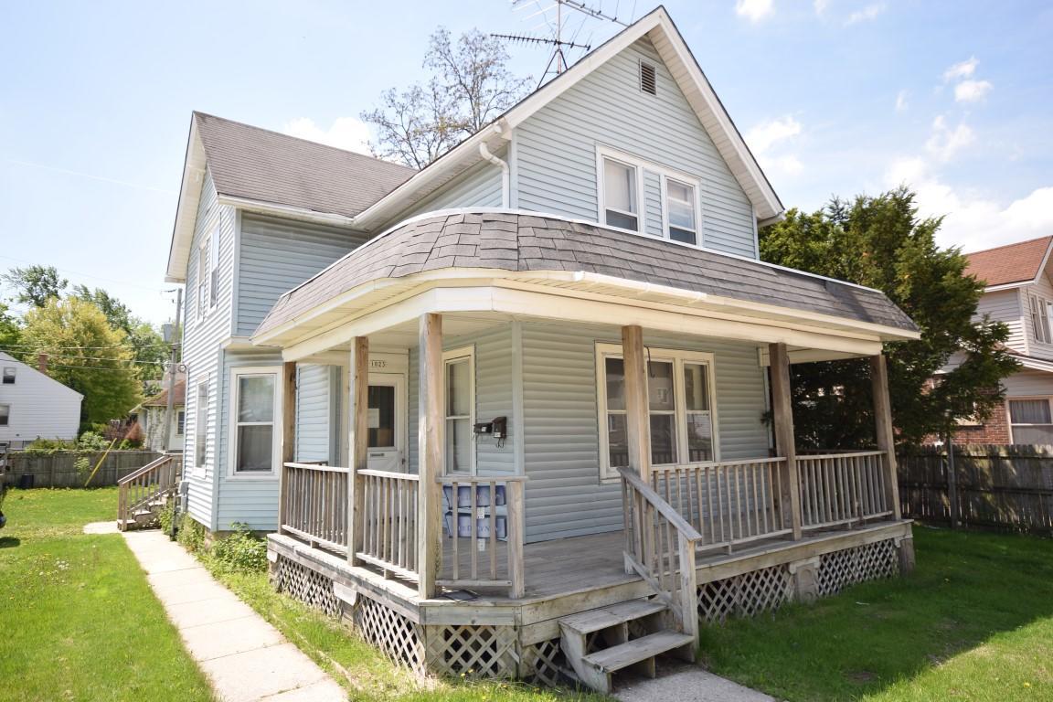 1023 W Washington St., West Bend, WI 53095