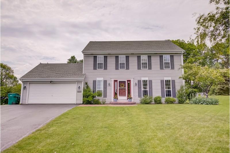 W143N10519 Evergreen Cir, Germantown, WI 53022