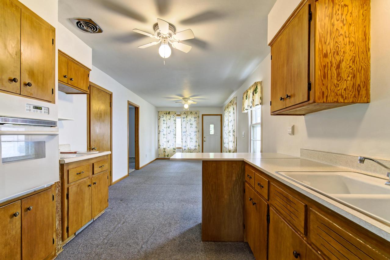 3610 S Pine Ave, Milwaukee, WI 53207