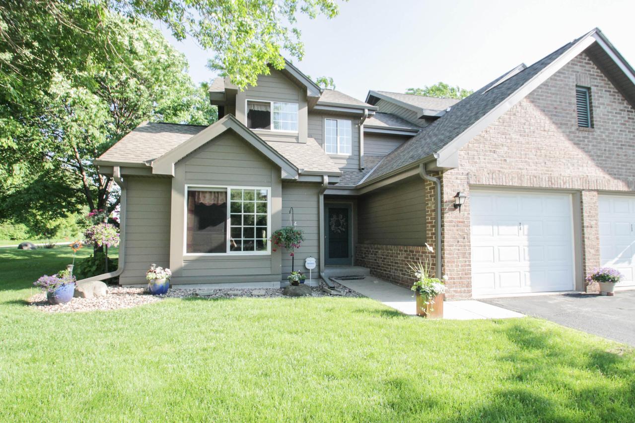18725 Brookfield Lake #24, Brookfield, WI 53045