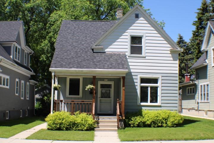2016 N 9th St, Sheboygan, WI 53081