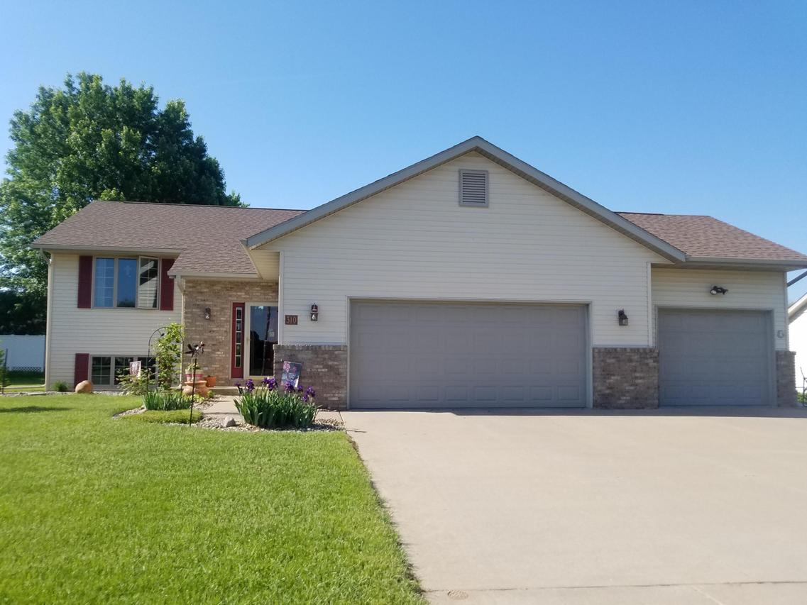 310 Johnson St., Holmen, WI 54636