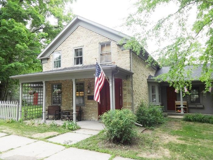 132 W State St, Burlington, WI 53105