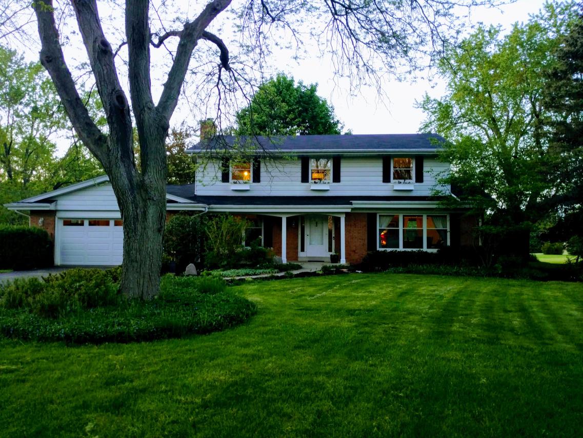 3200 W Mulberry Dr., Mequon, WI 53092