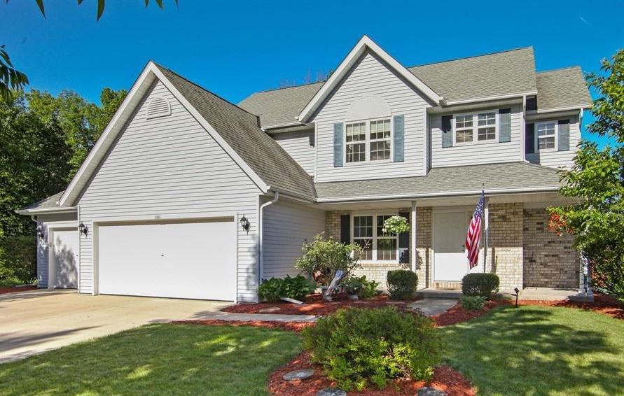 181 Beatrice Dr, Hartford, WI 53027