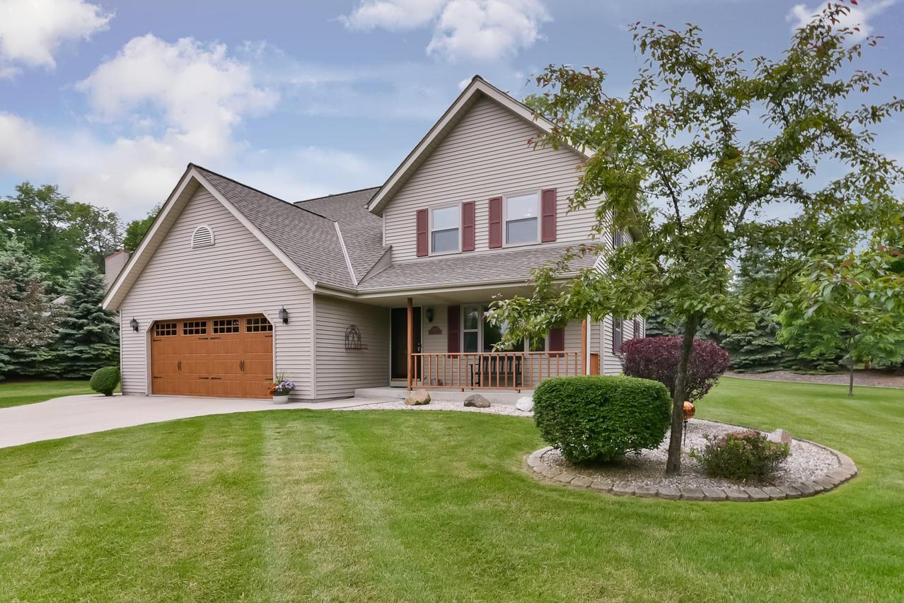 5165 Martha Dr, West Bend, WI 53095