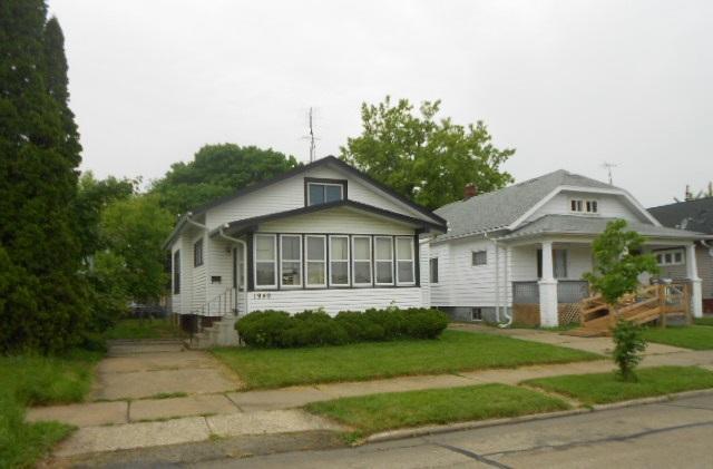 1940 Franklin, Racine, WI 53403