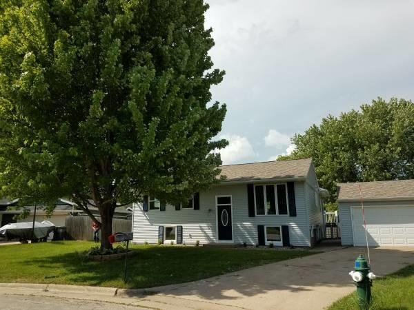 3131 Robinhood Dr., La Crosse, WI 54601