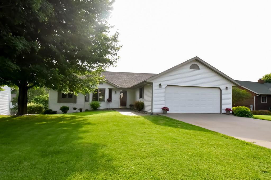 1920 Independence Ave, Holmen, WI 54636