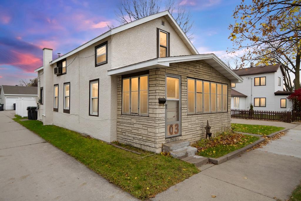 1013 Denton St, La Crosse, WI 54601