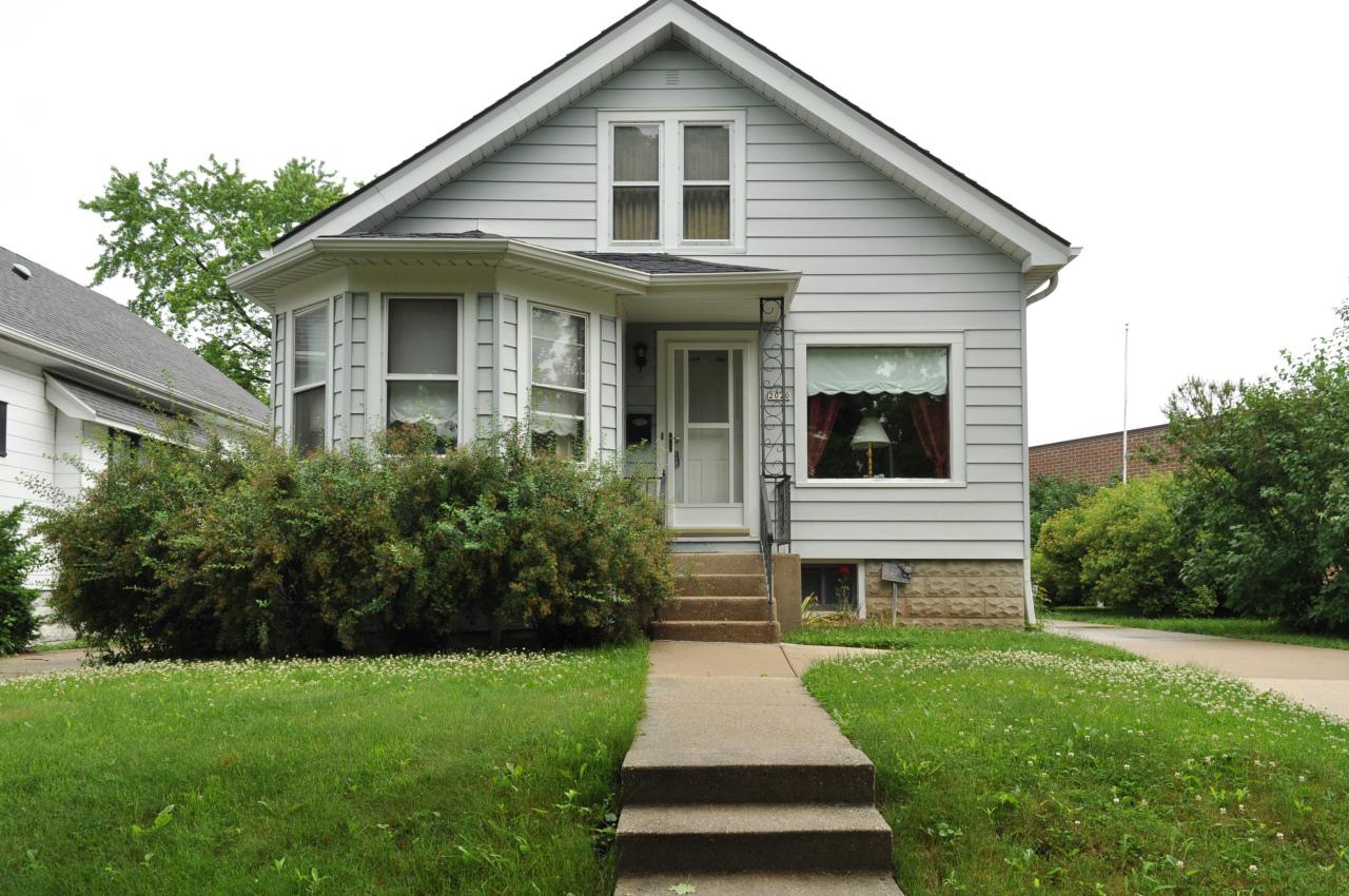 2020 E Euclid Ave., Milwaukee, WI 53207