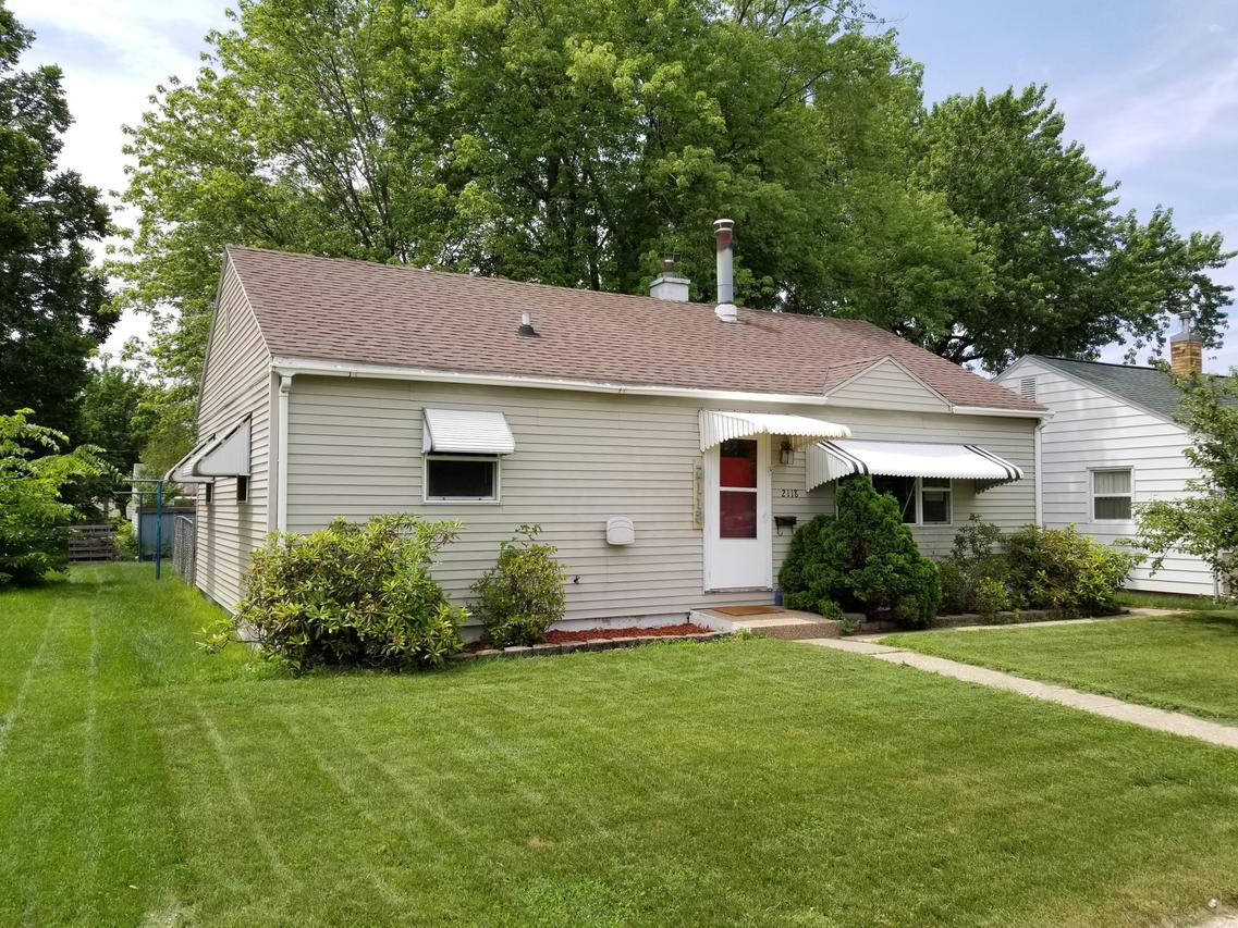 2118 S 19th St, La Crosse, WI 54601