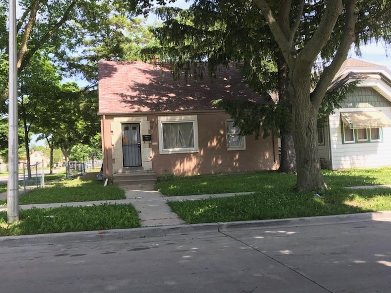 4476 N 28th St, Milwaukee, WI 53209