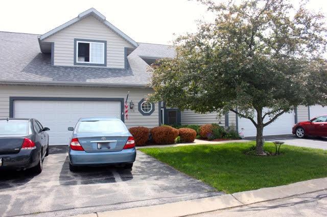 5308 S Hidden Dr #A, Greenfield, WI 53221