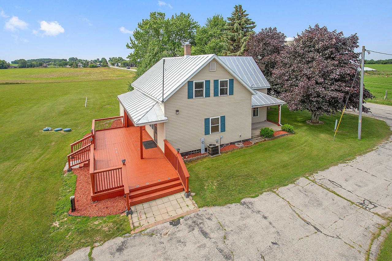 10917 County Road Nn, Cato, WI 54230