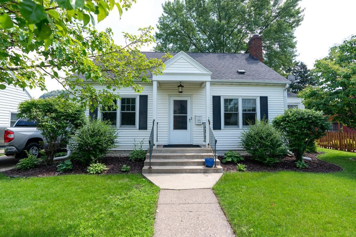 325 24th St, La Crosse, WI 54601