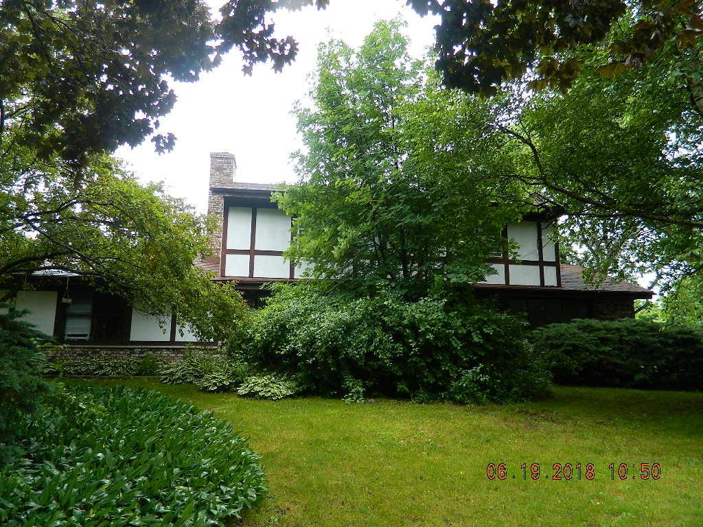 6333 W Plaza Cir, Brown Deer, WI 53223