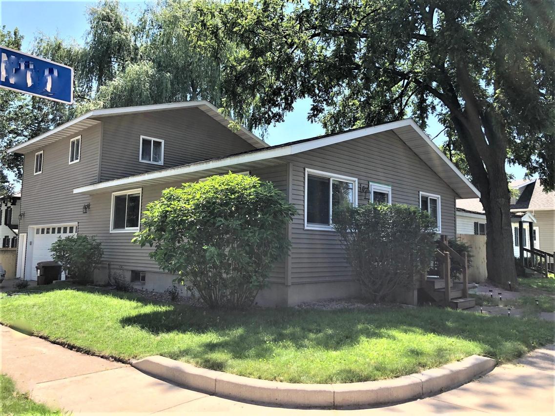 435 E Garland St, West Salem, WI 54669