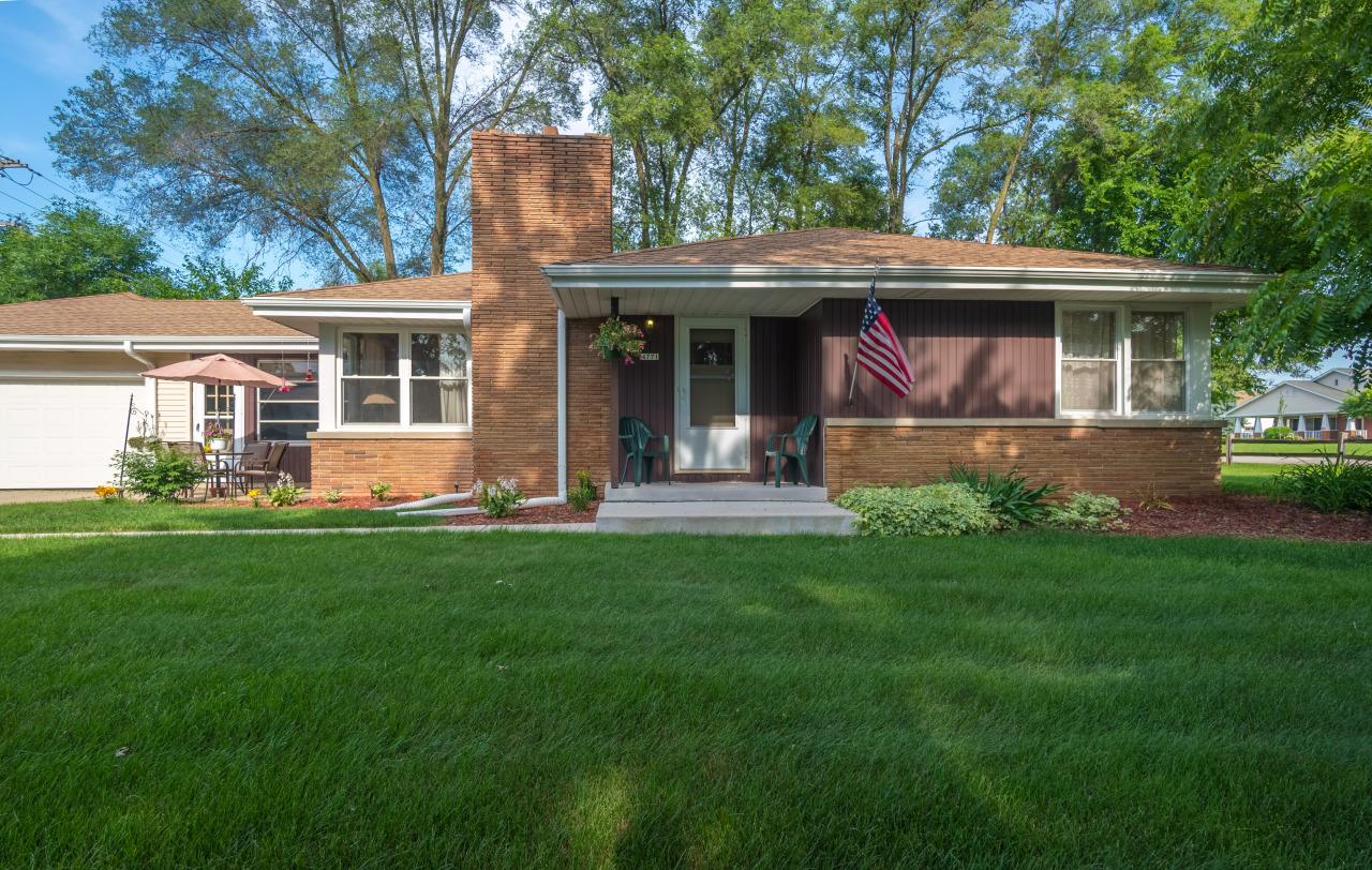 4771 N 105th St., Milwaukee, WI 53225