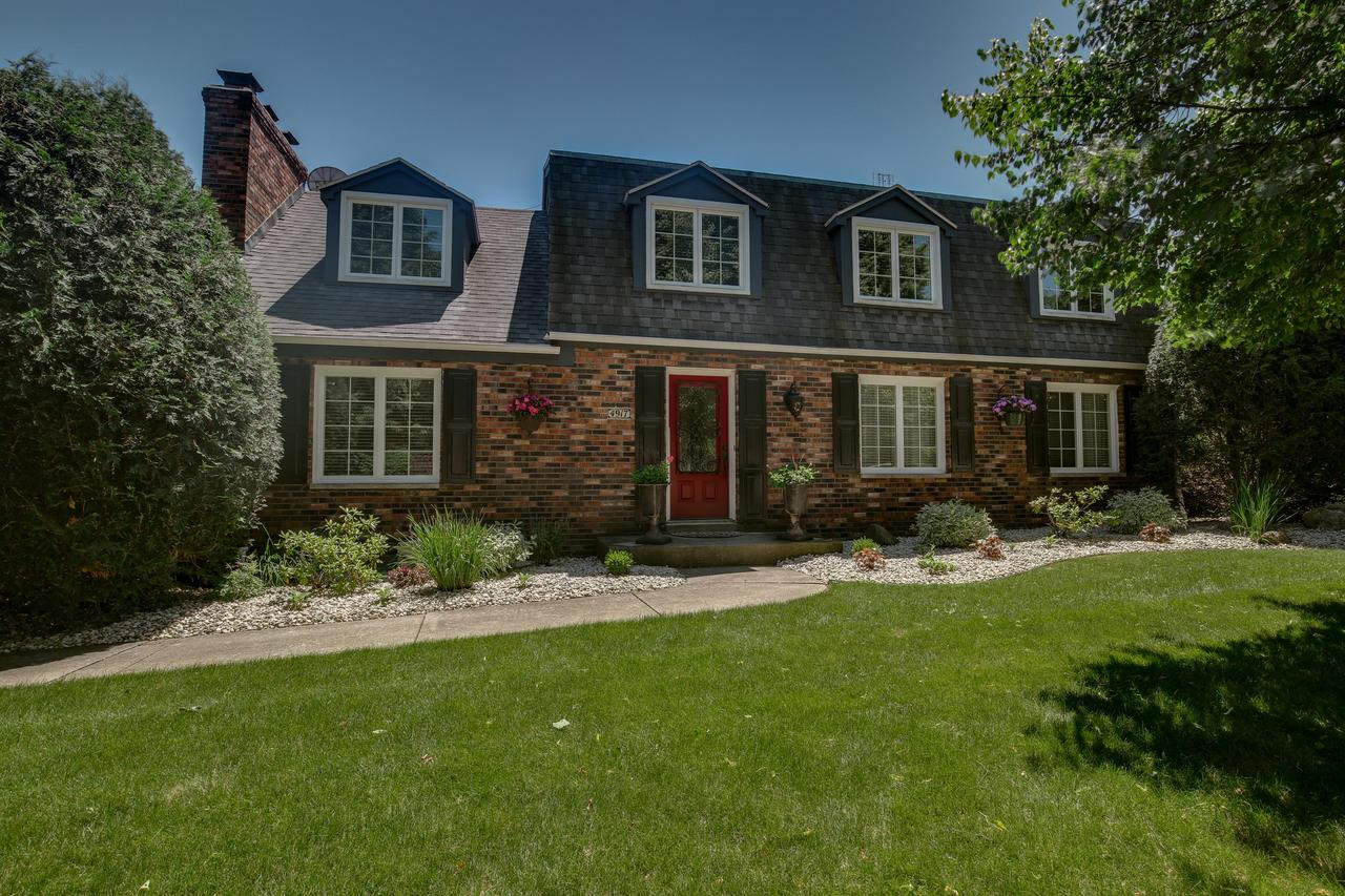 4917 68th St, Kenosha, WI 53142