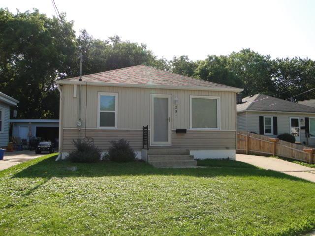 231 Blaine Ave, Racine, WI 53405