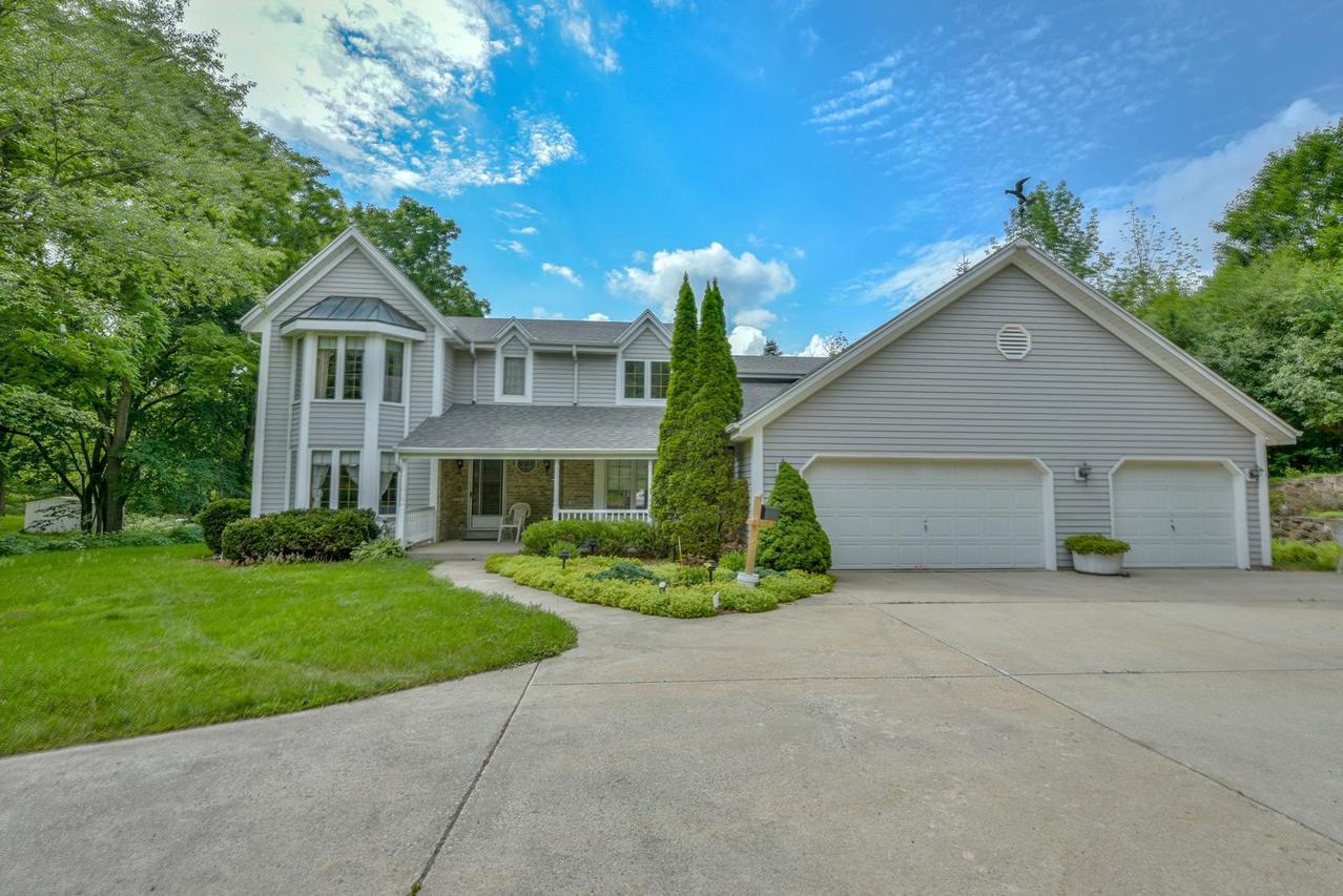 S72W26140 Vista Del Tierra, Vernon, WI 53189
