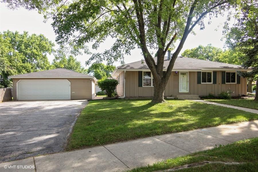 10508 W Arch Ave, Milwaukee, WI 53224