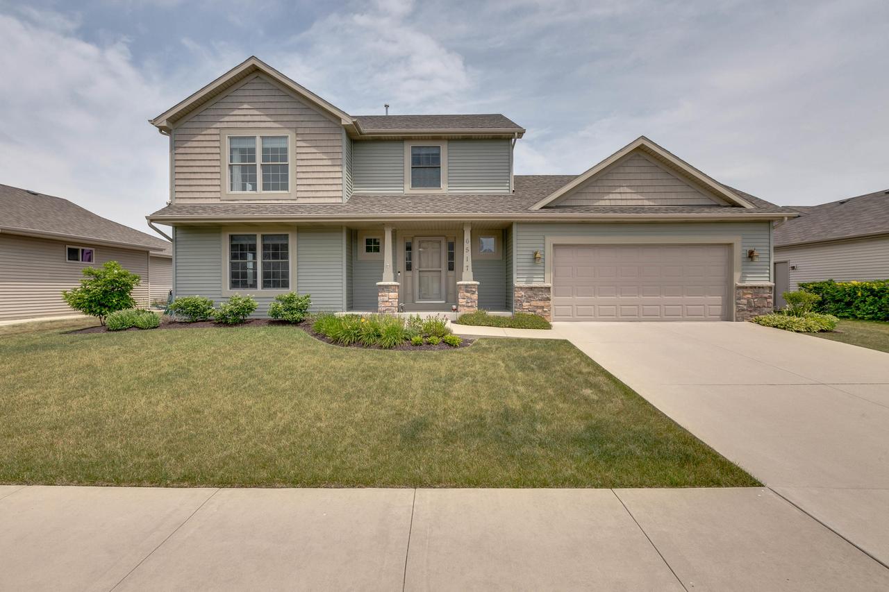 6517 94th Ave, Kenosha, WI 53142
