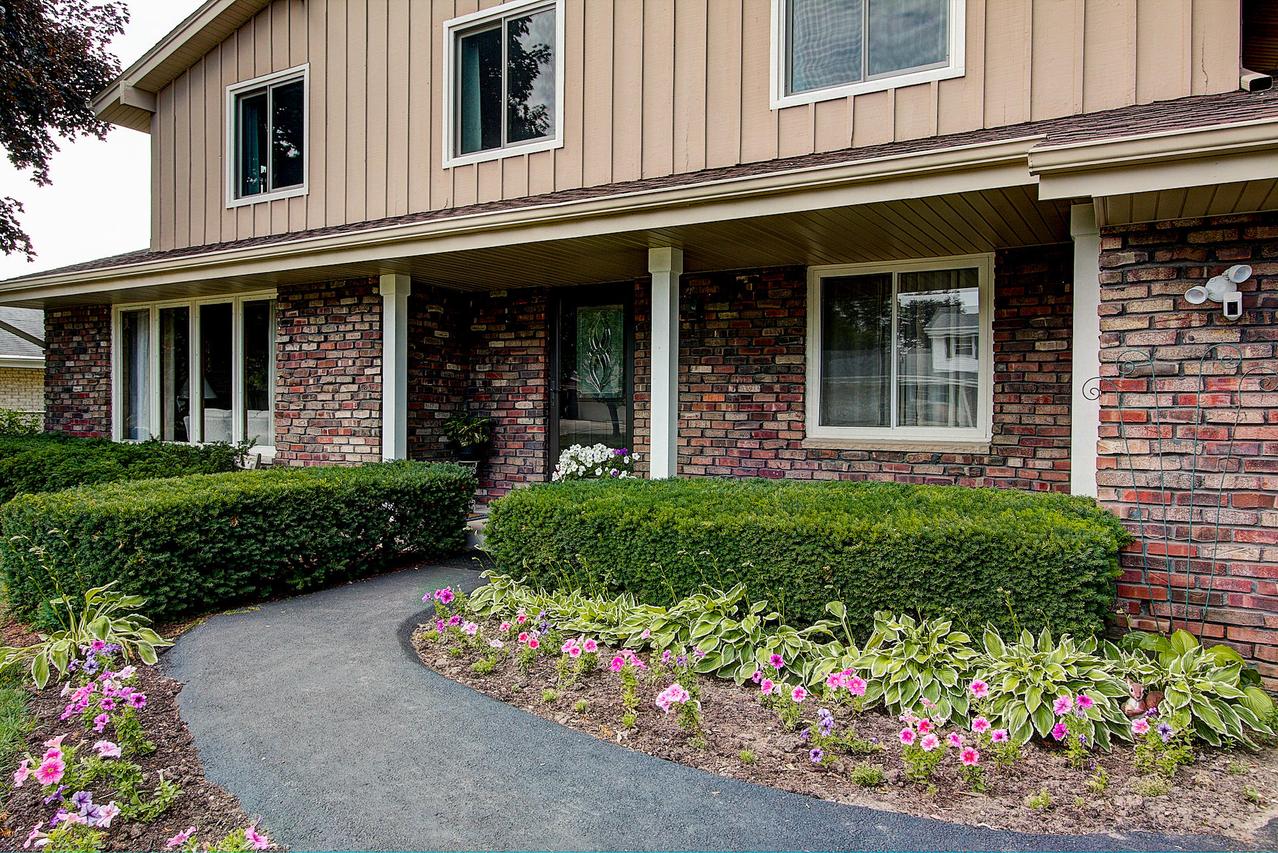 12845 W Crawford Dr., New Berlin, WI 53151