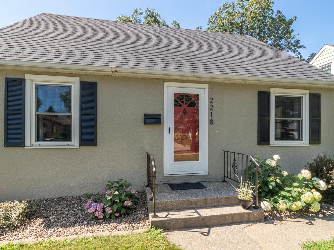 2218 Hyde Ave., La Crosse, WI 54601