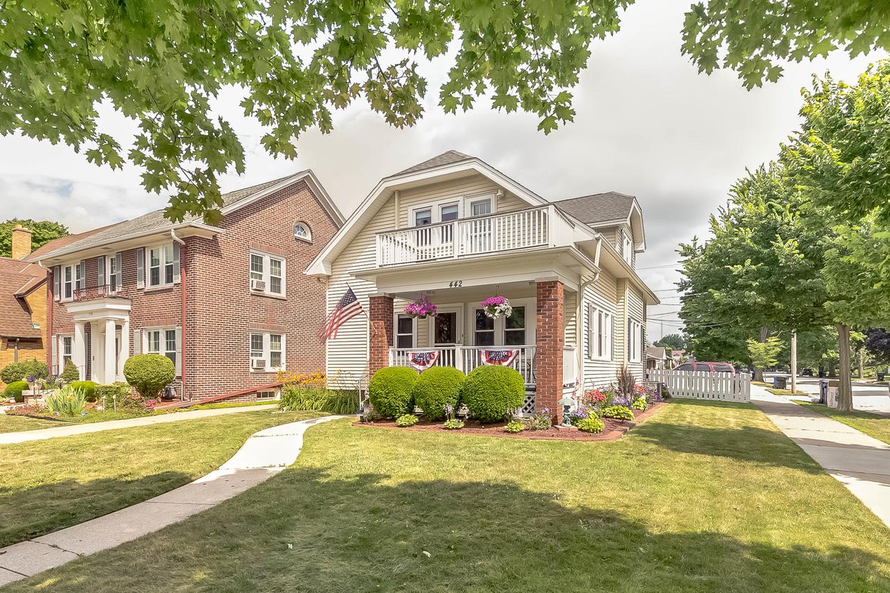 442 Melvin Ave, Racine, WI 53402