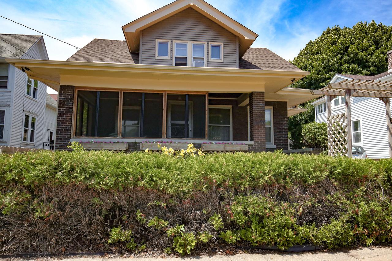 6346 7th Ave, Kenosha, WI 53143