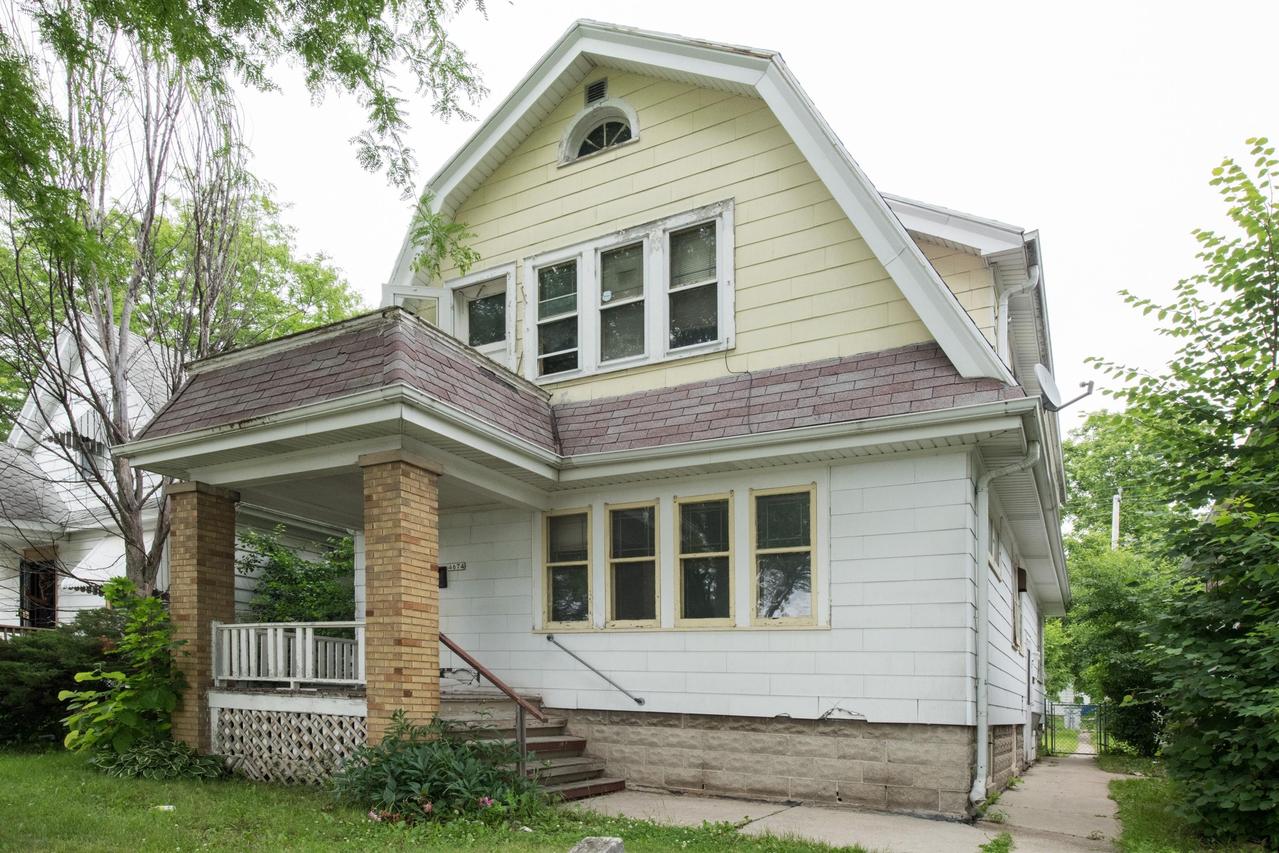 4674 N 39th St., Milwaukee, WI 53209