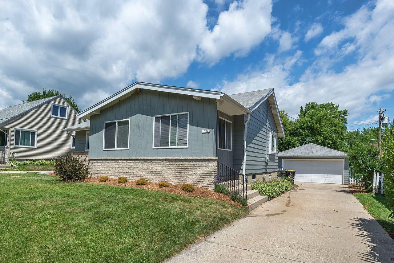 10926 W Michigan St, Wauwatosa, WI 53226