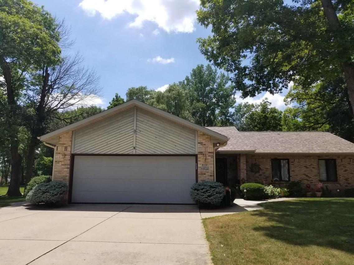 W198S10799 Red Oak Ct, Muskego, WI 53150