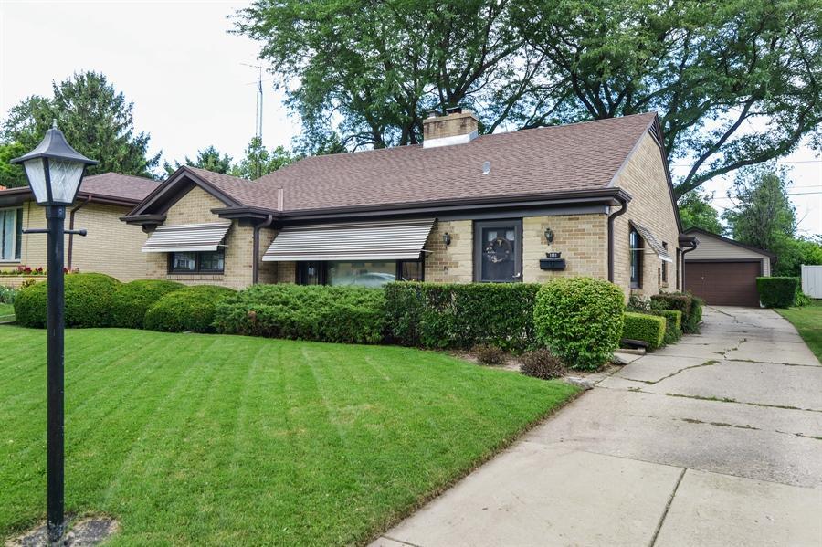 1111 Oregon St., Racine, WI 53405