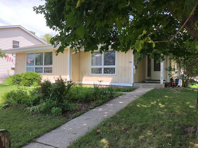 152 Jean St #154, Oconomowoc, WI 53066