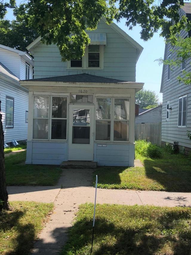 1620 Wood St., La Crosse, WI 54603