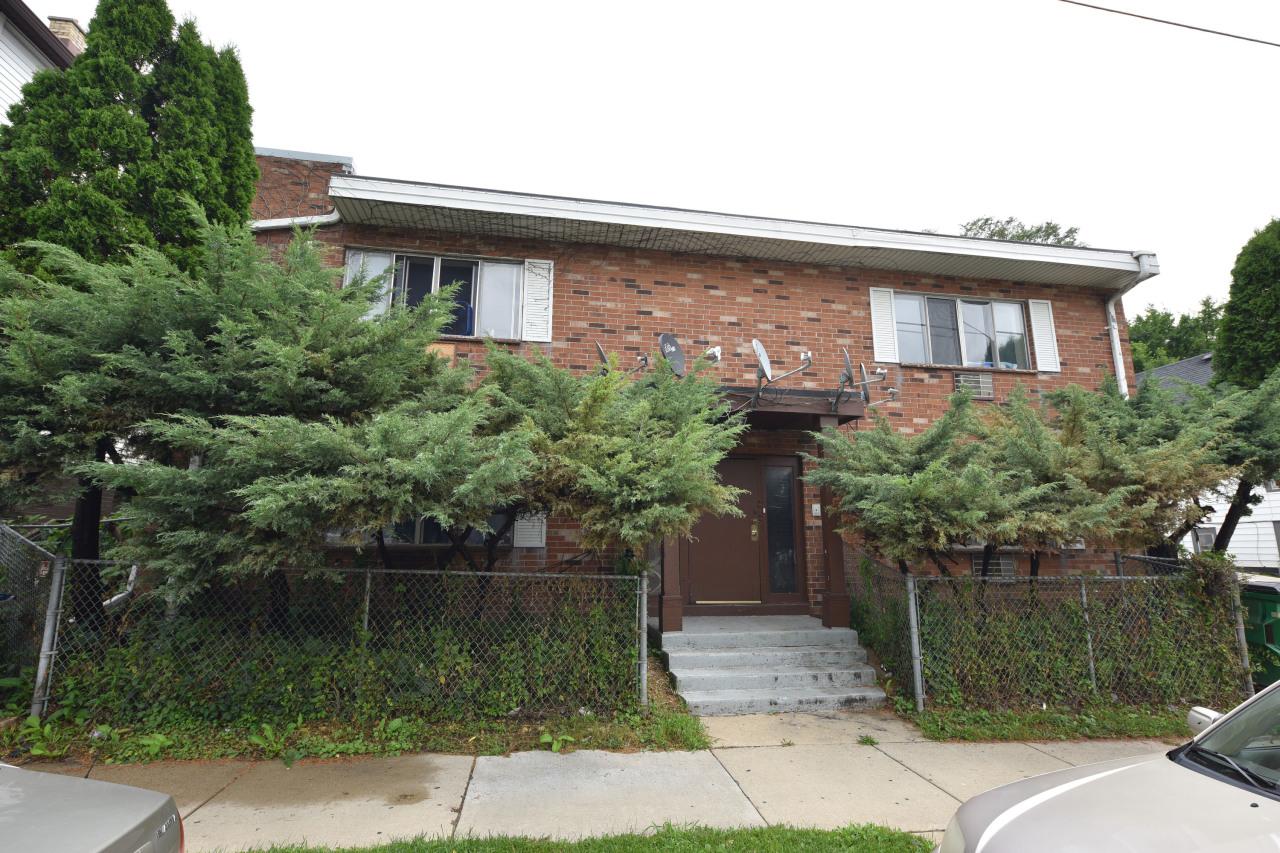 2524 S 6th St., Milwaukee, WI 53215