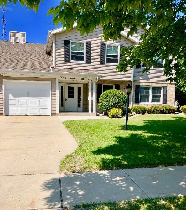 4004 81st St #40D, Kenosha, WI 53142