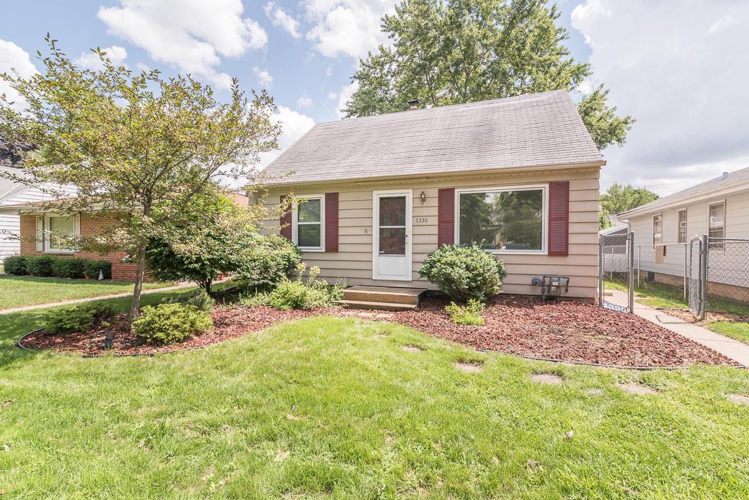 1330 S 114th St., West Allis, WI 53214