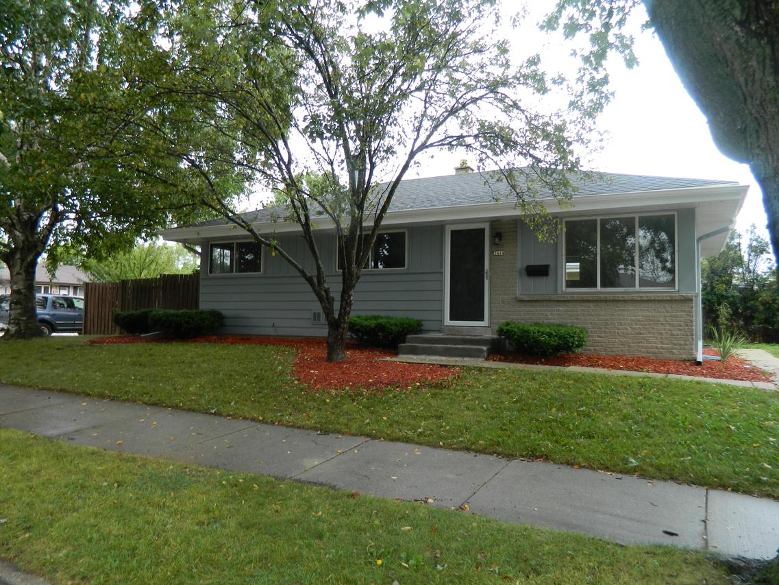 2414 William, Racine, WI 53404