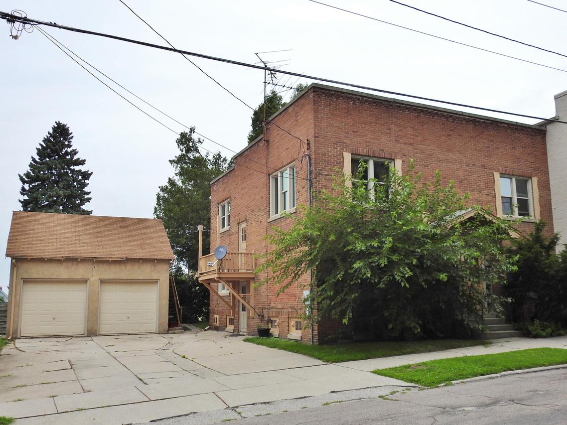 534 N 9th St., Manitowoc, WI 54220