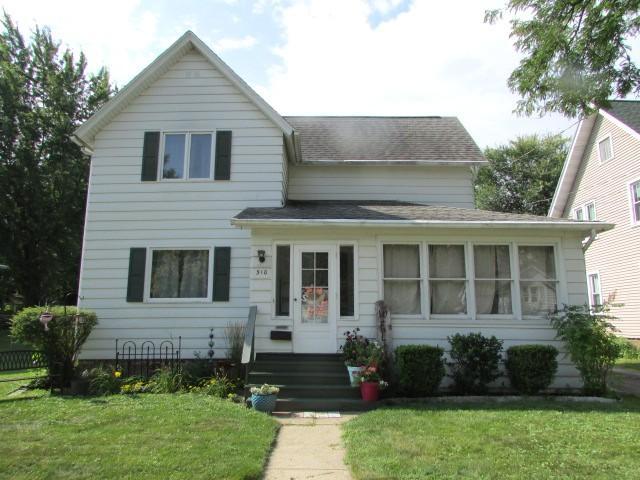 310 N 4th St, Fort Atkinson, WI 53538